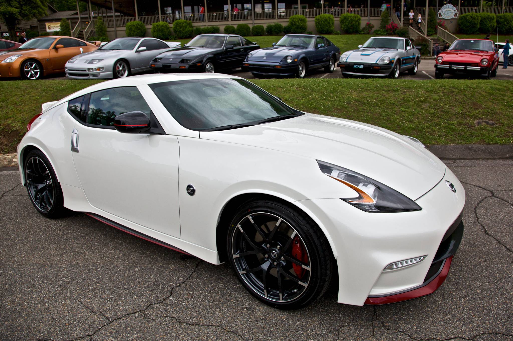 Nissan 370Z NISMO Image