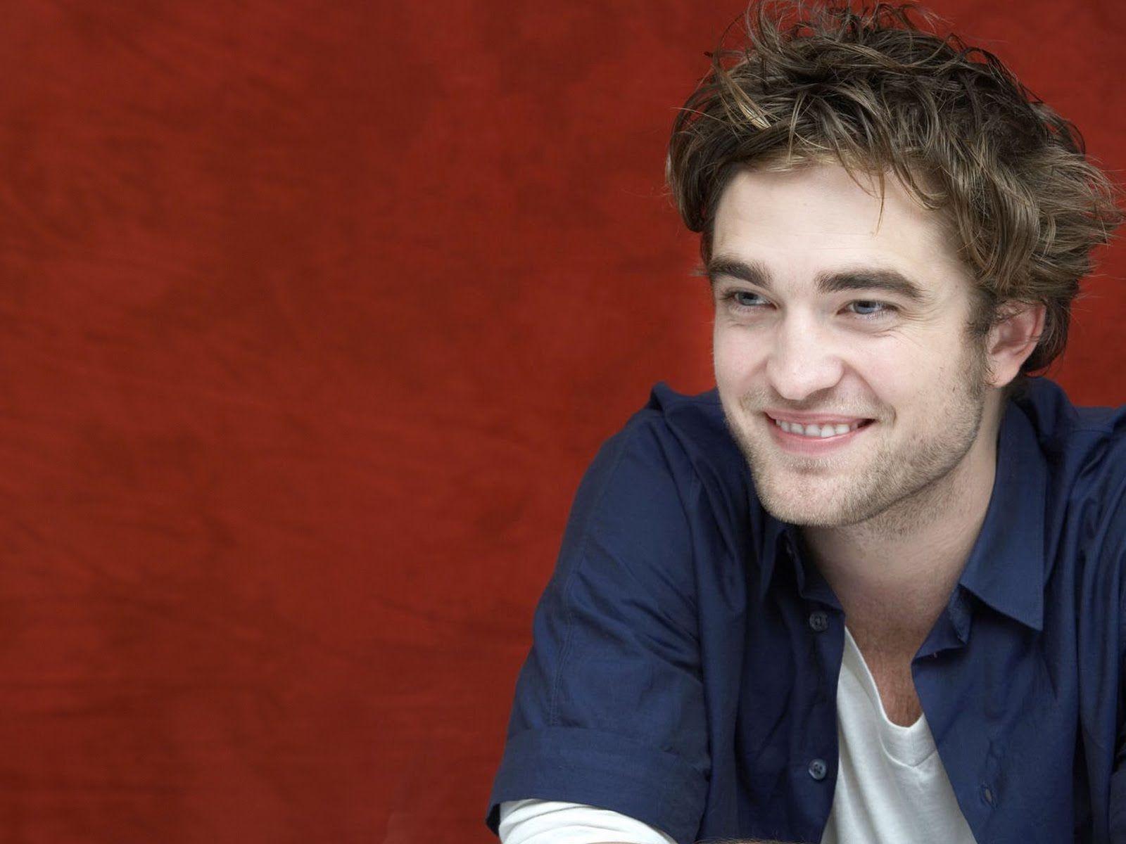 Robert Pattinson & Kristen Stewart Wallpaper: Robert Pattinson