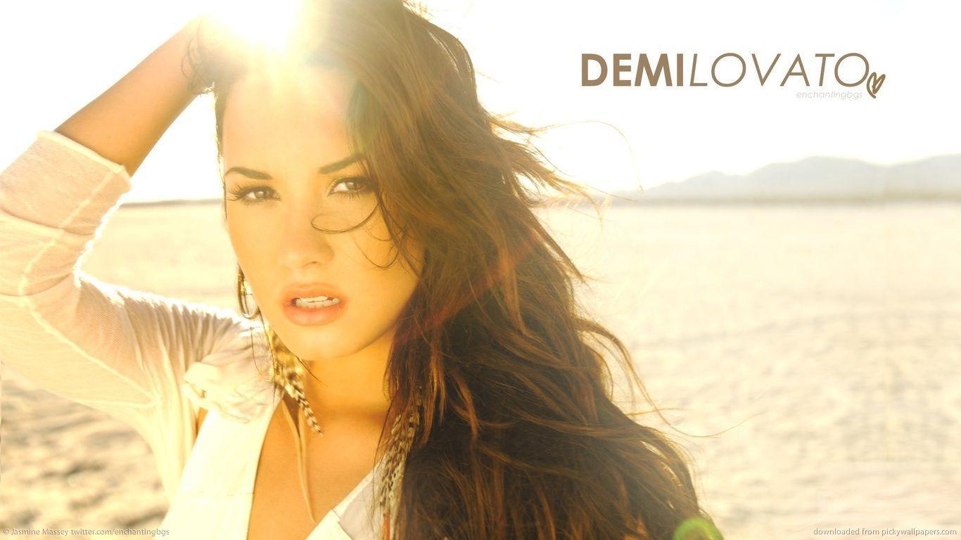 Download 1366x768 Demi Lovato &;Skyscraper&; Wallpaper