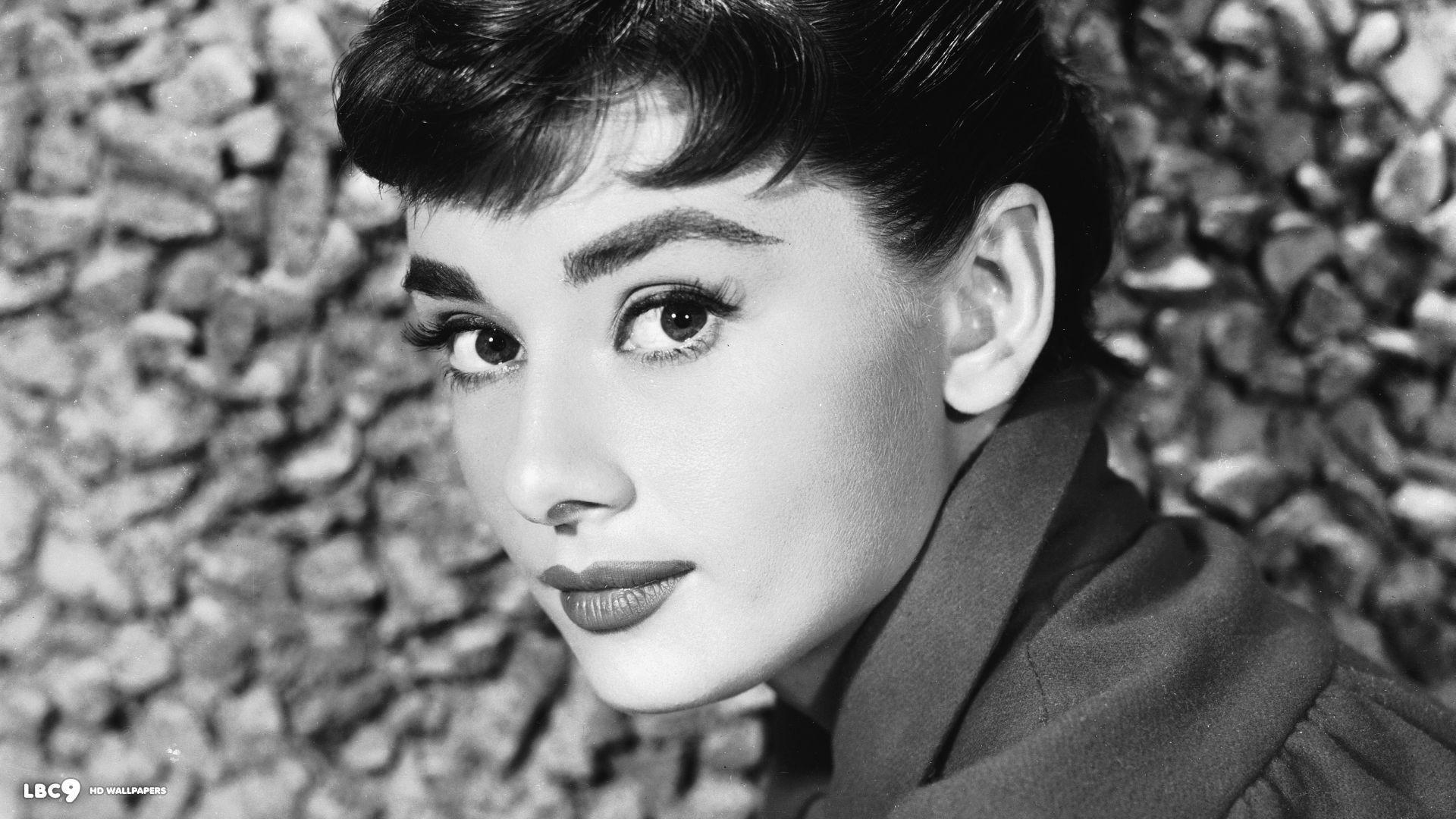 Audrey Hepburn Wallpaper 4 50. Actresses HD Background