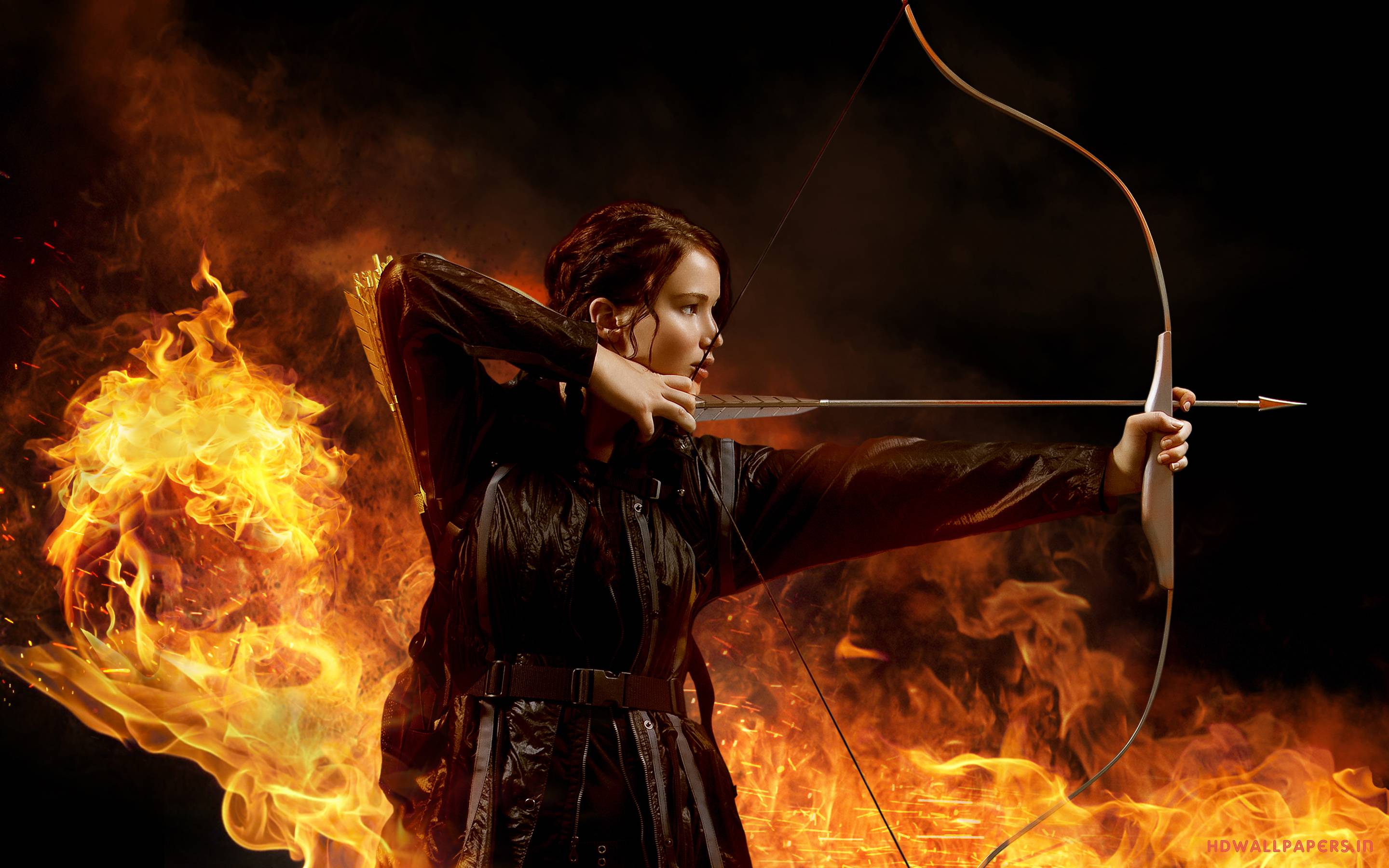 Jennifer Lawrence in The Hunger Games Wallpaper