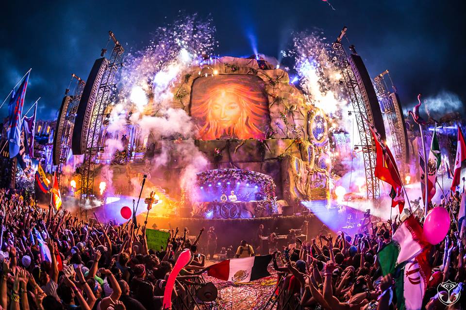 TomorrowWorld removes CamelBaks from its &;prohibited items&;