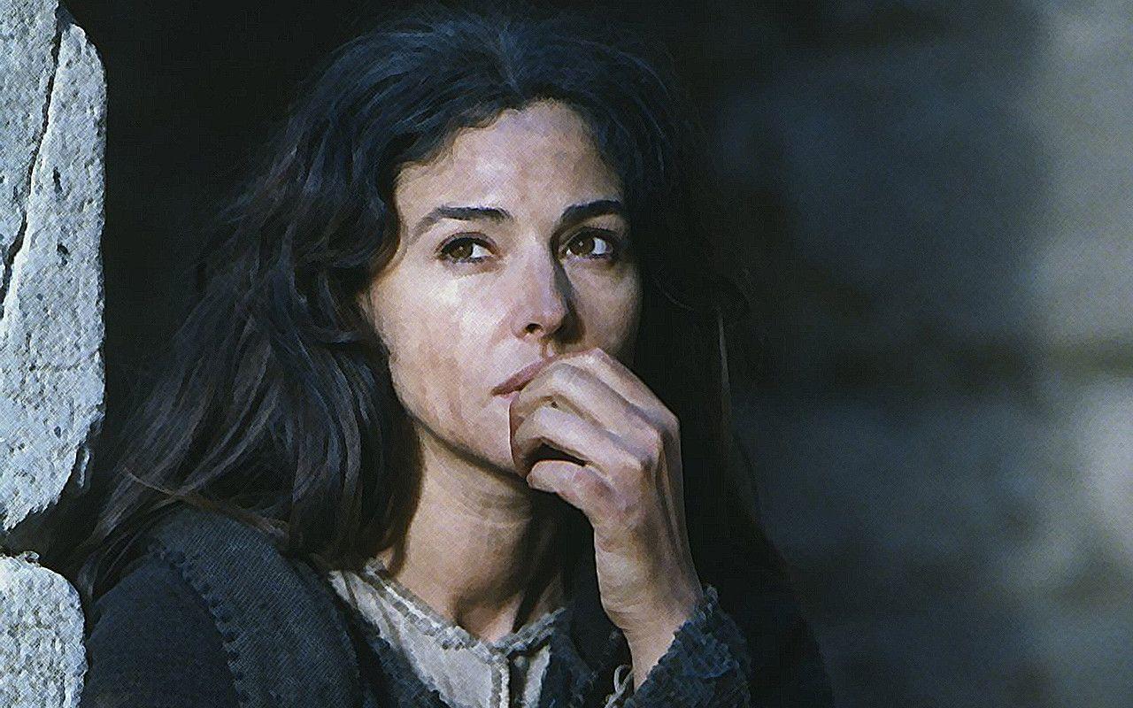 Monica Belluci Randomizer widescreen wallpaper for your desktop