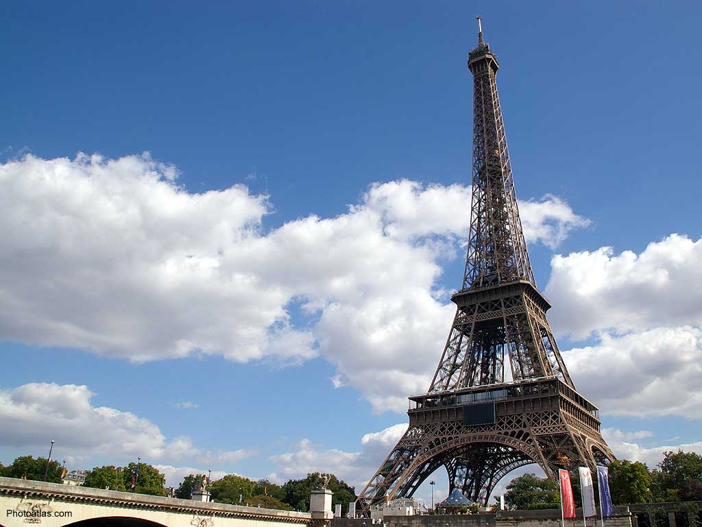 A Place For Free HD Wallpaper. Desktop Wallpaper: Eiffel Tower