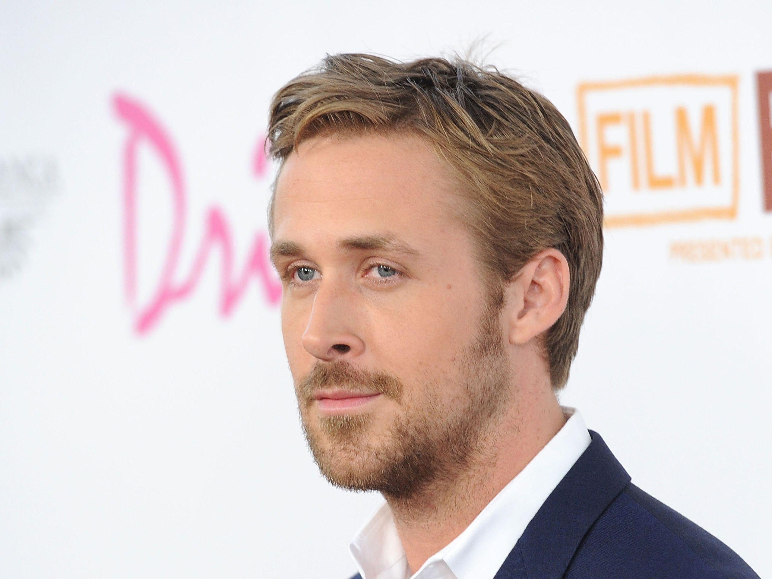 CelebritySite.org - Ryan Gosling HQ Wallpaper #