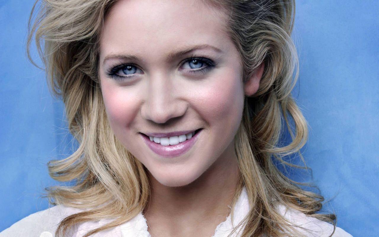 Brittany Snow Wallpapers  Top Free Brittany Snow Backgrounds   WallpaperAccess