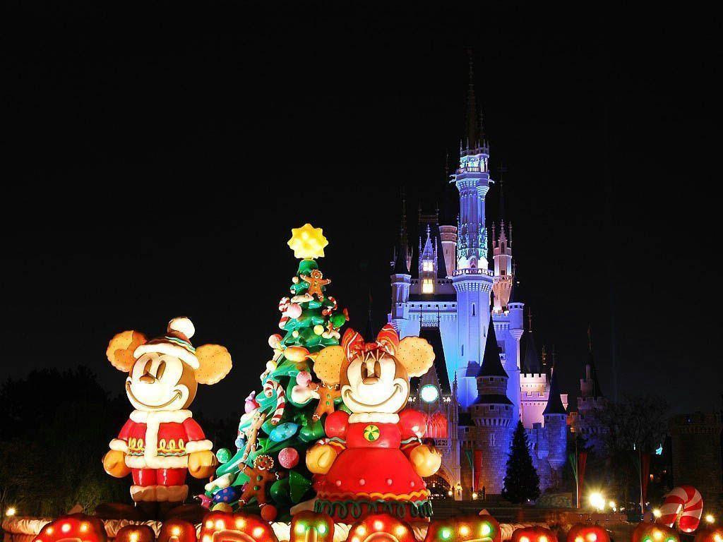 Free Mickey Mouse Christmas Eve wallpaper Wallpaper