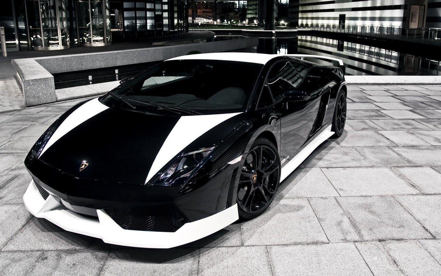 Wallpaper For > White Lamborghini Black Rims Wallpaper