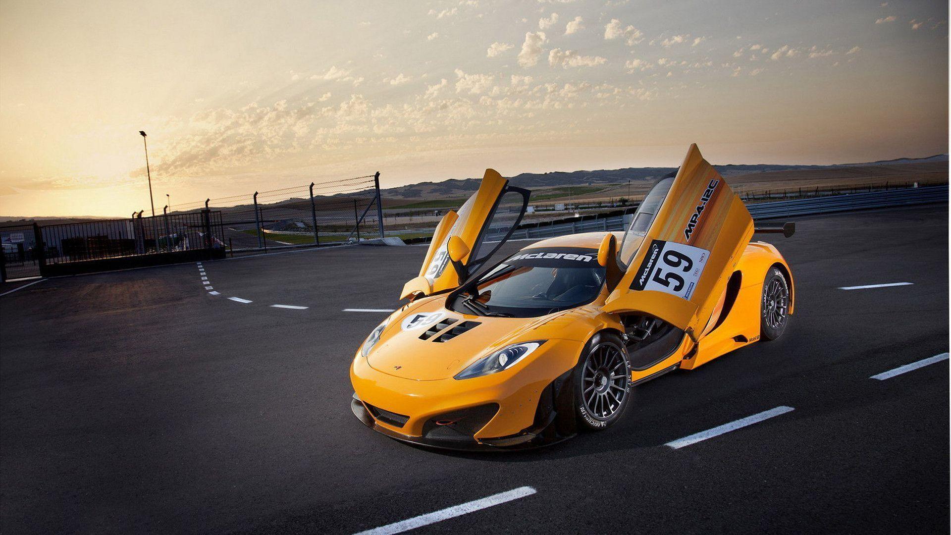 McLaren MP4 12C GT3 Wallpaper