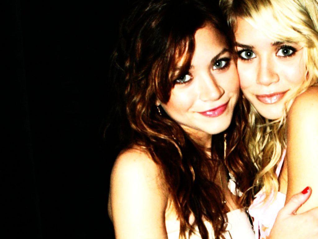 MK&A Kate & Ashley Olsen Wallpaper