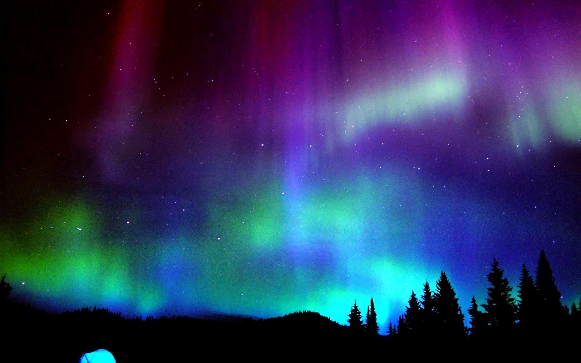 AmazingPict.com. Colorful Aurora Borealis Wallpaper