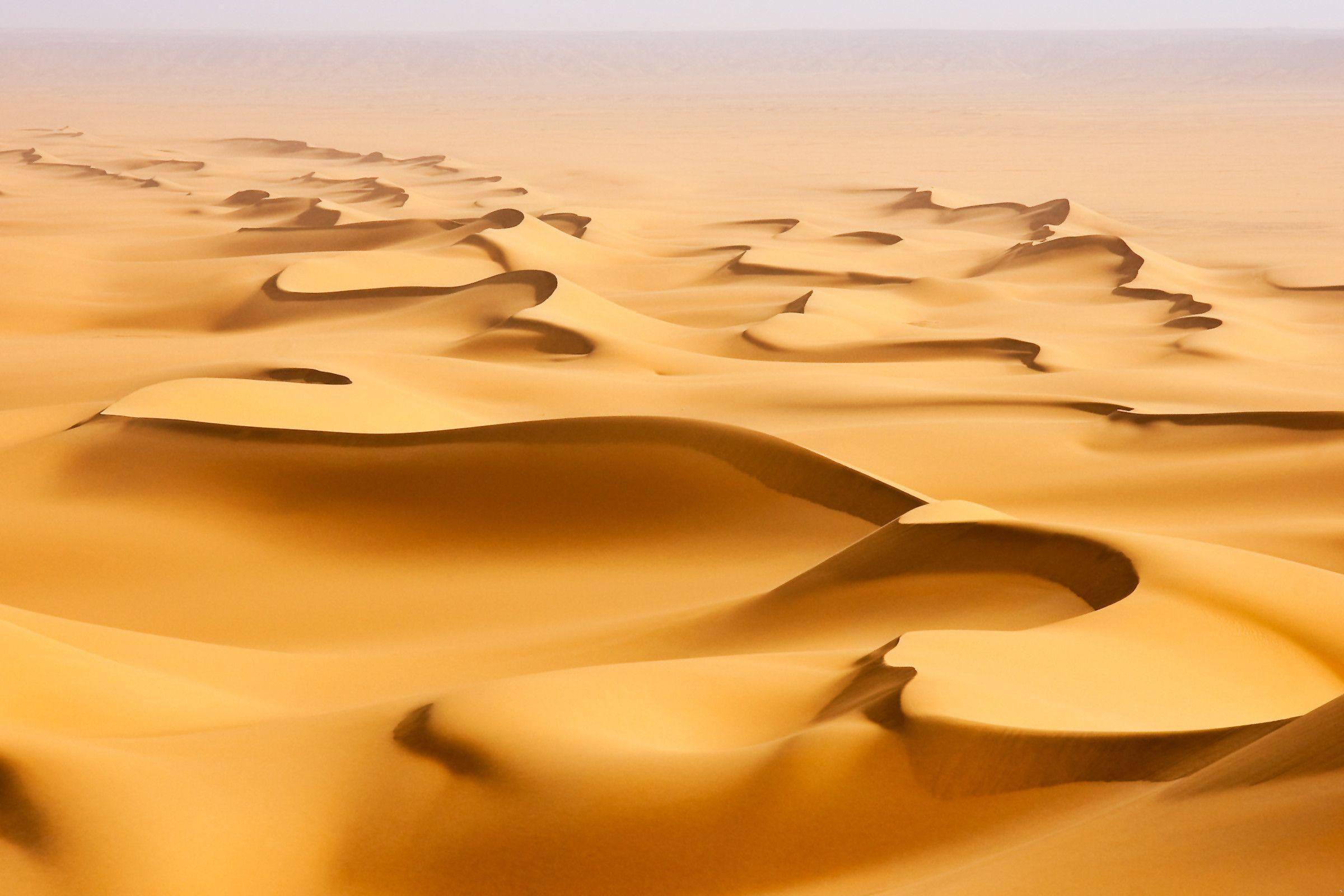 Desert sand dunes Wallpaper