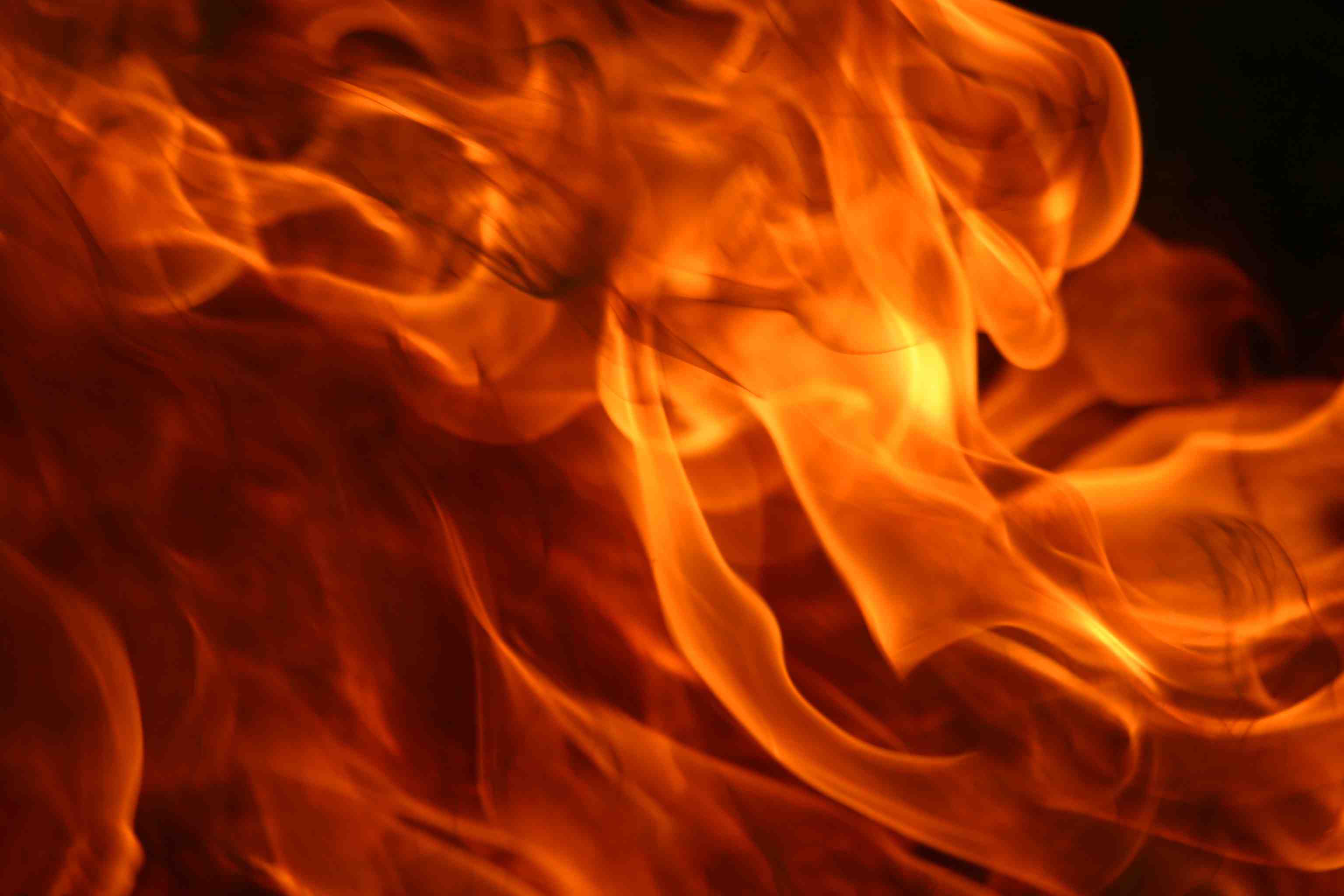 Animated Fire Flames Wallpaper