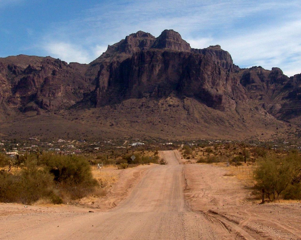 Desktop background // Background // Travels // Arizona Mountains