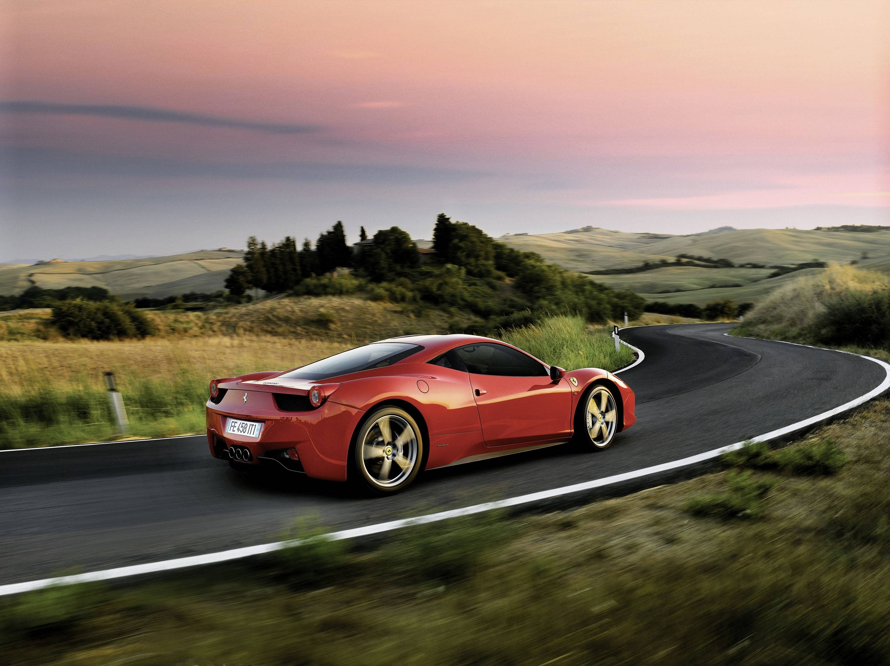 Ferrari 458 Italia wallpaper (1 of 6)