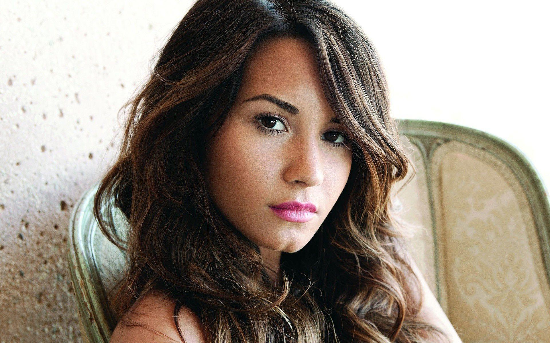 Demi Lovato Wallpaper HD 2015
