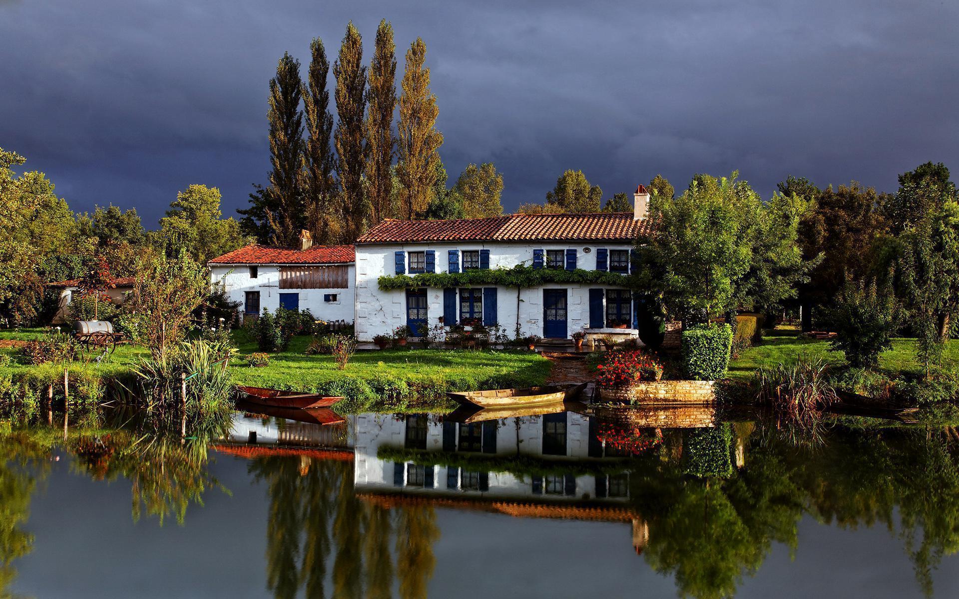 House On Lake Serbia Wallpaper Free Picture