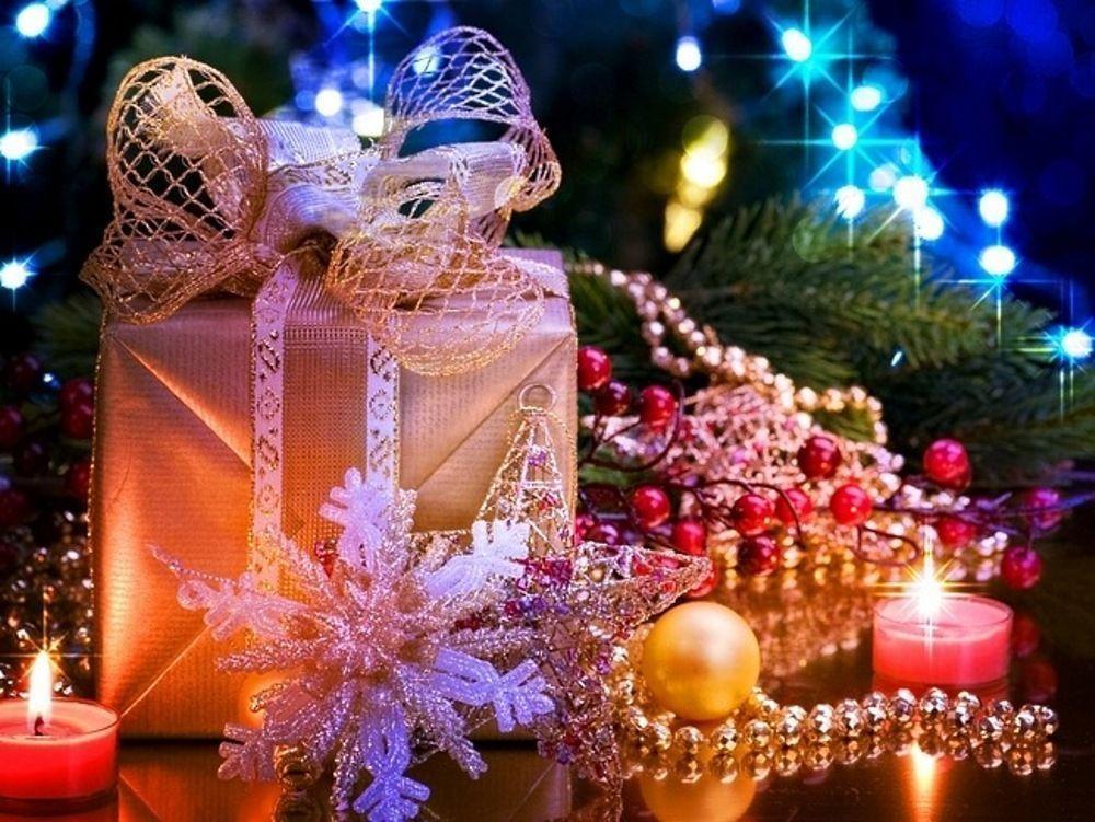 Christmas Screensaver Images - Free Download on Freepik