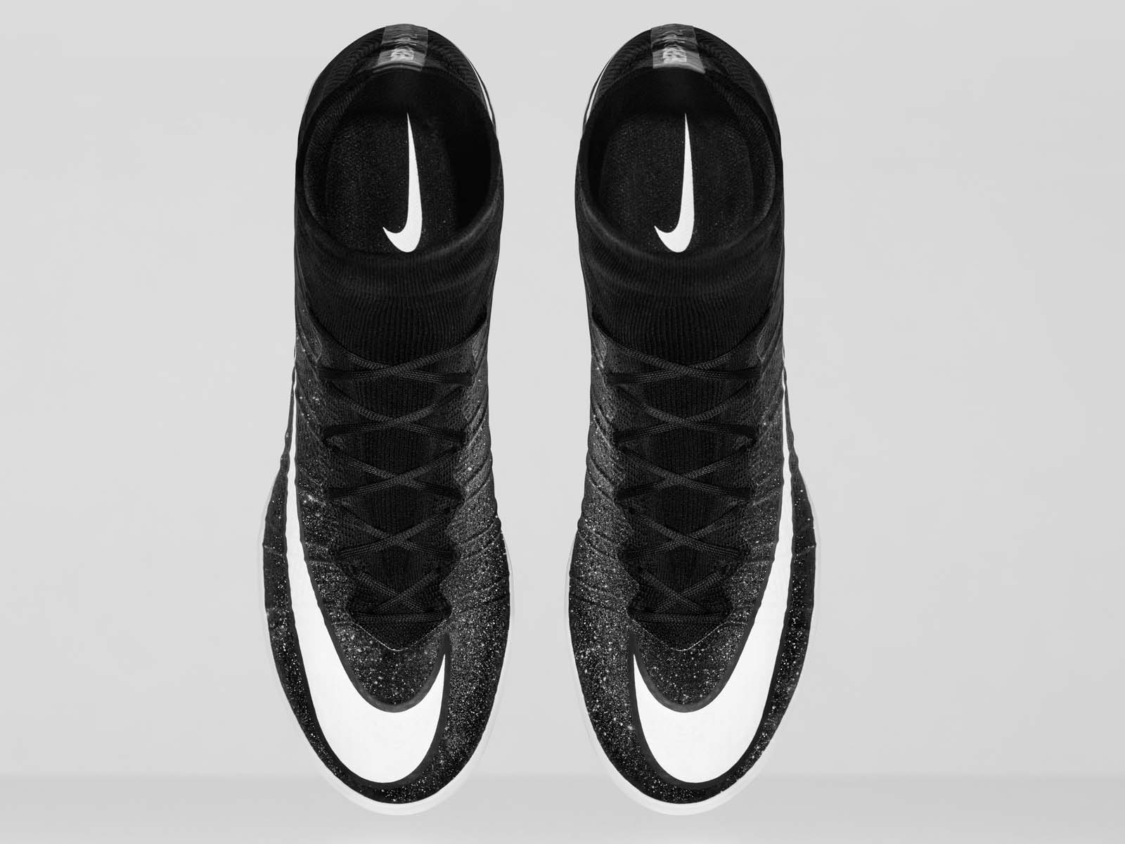 Black Nike Elastico Superfly CR7 Boots Launched