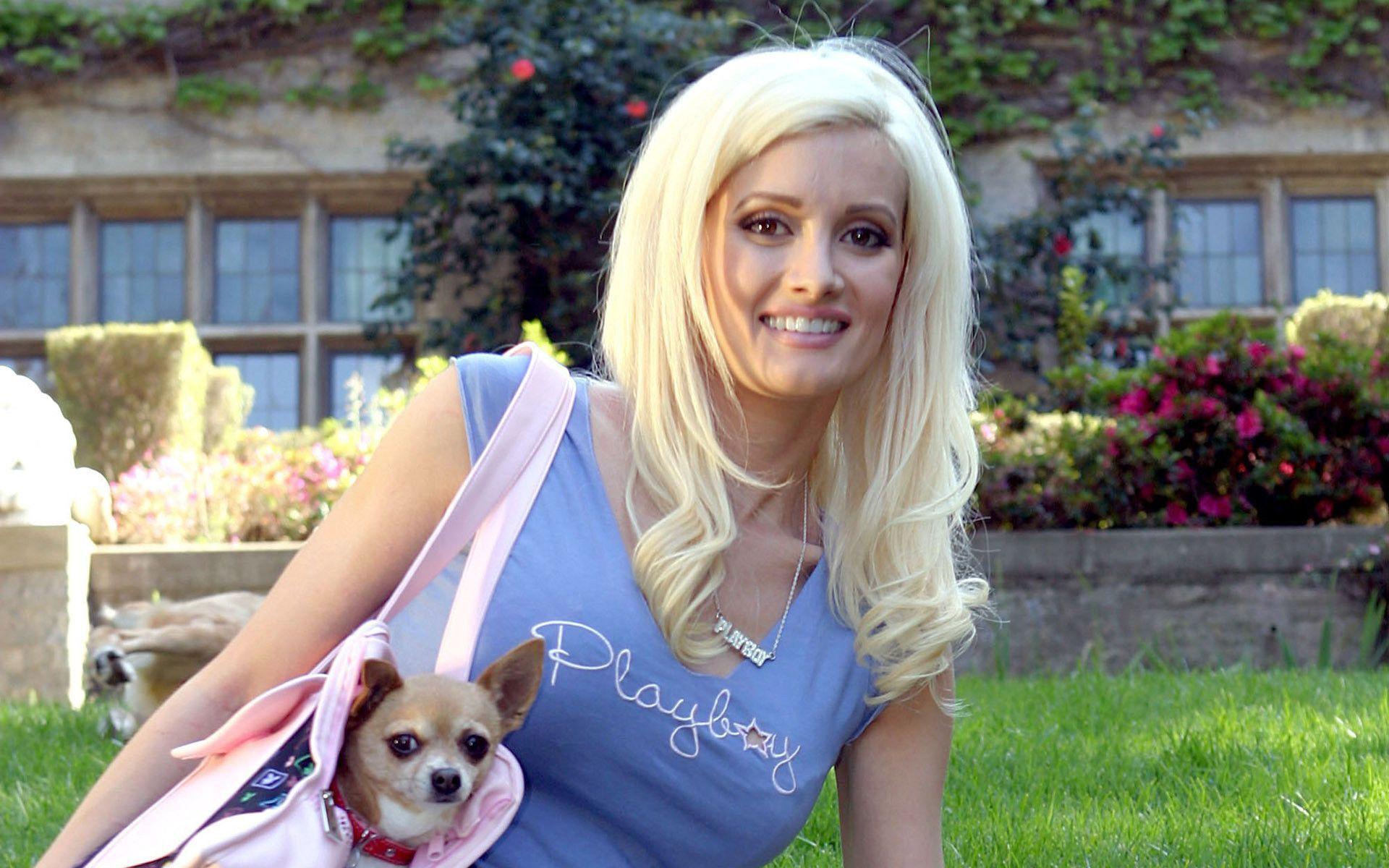 Holly Madison Wallpaper