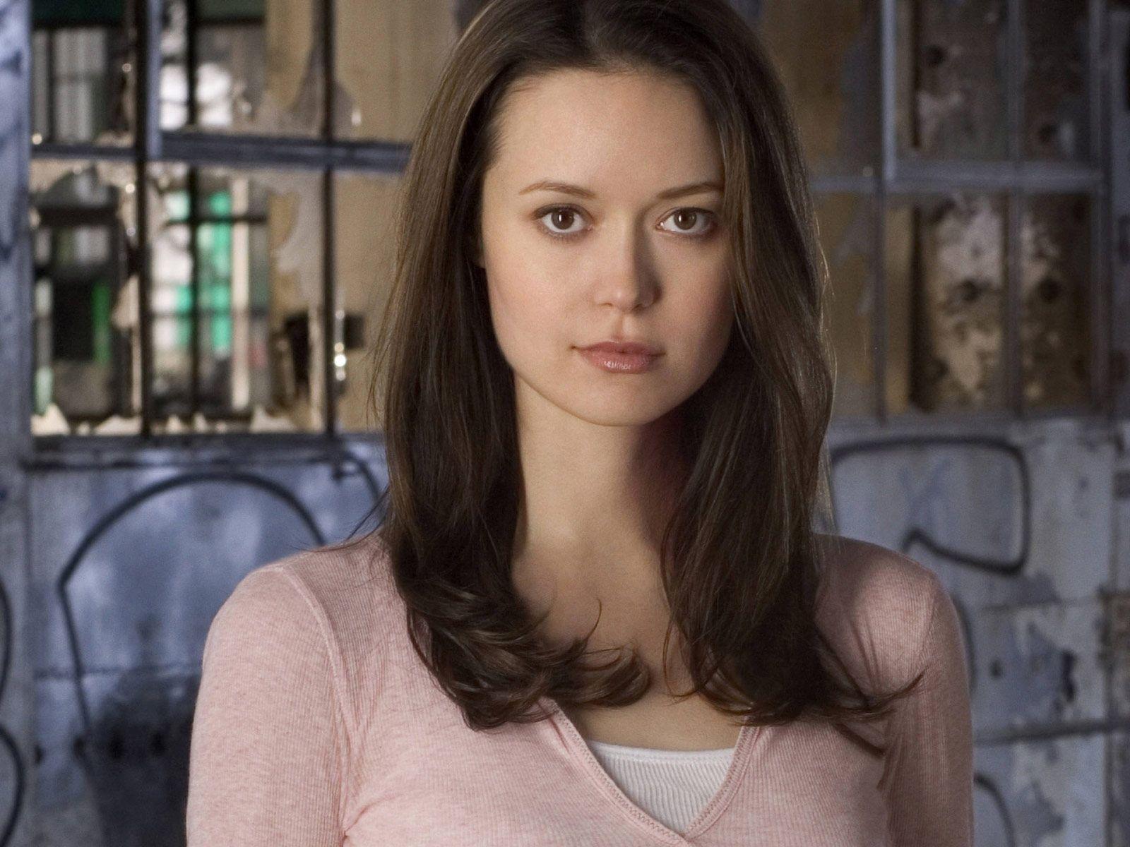 Summer glau фото