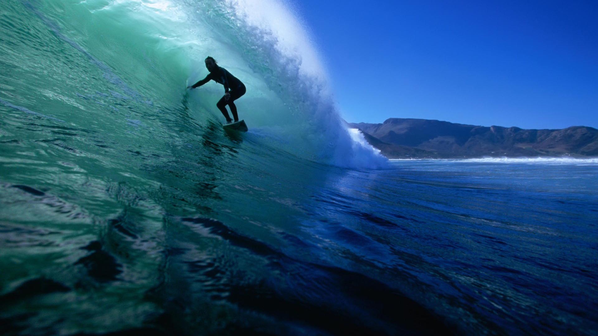 Surfing Big Wave HD Wallpaper: Large Wall Paper