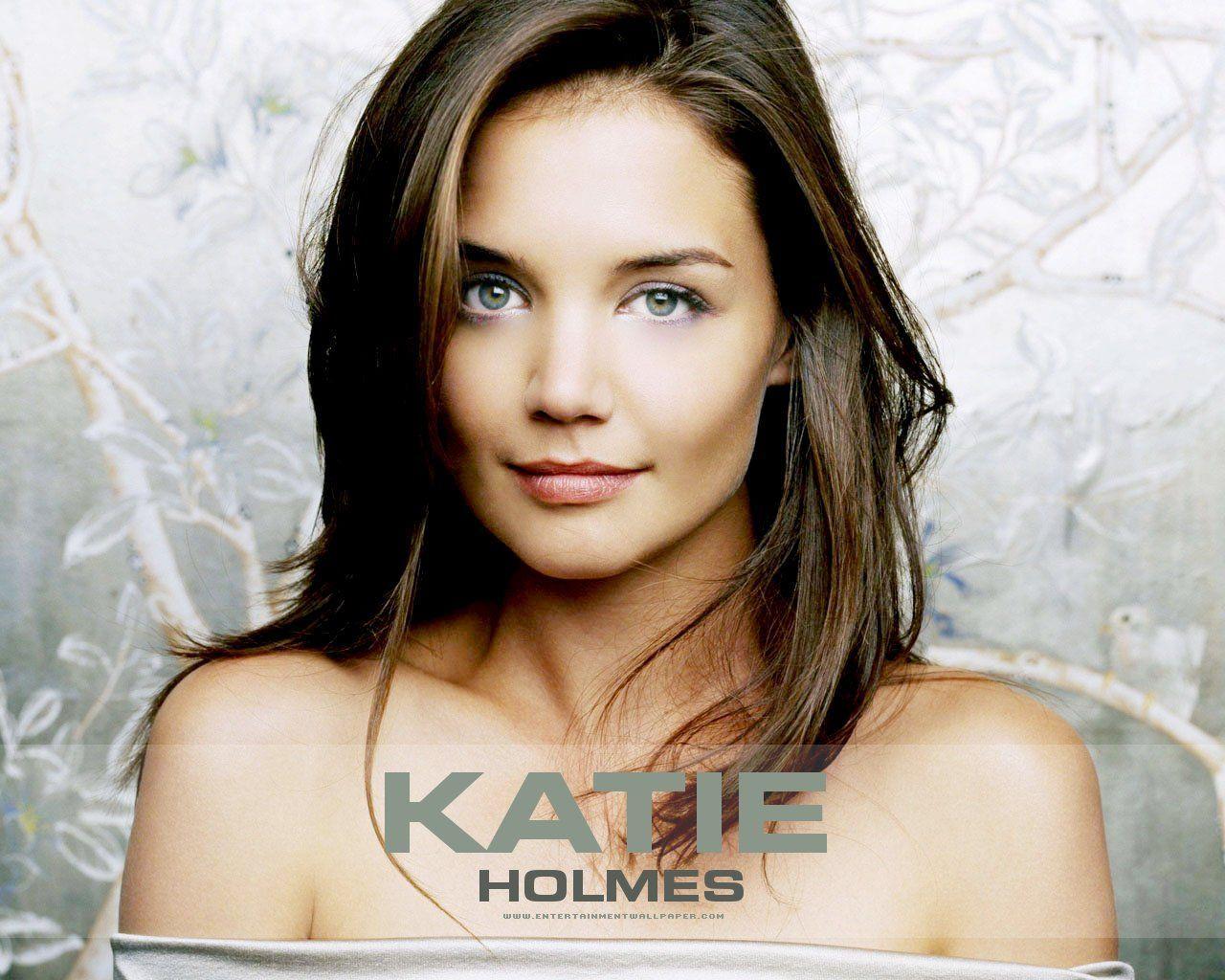 Katie Holmes Wallpaper