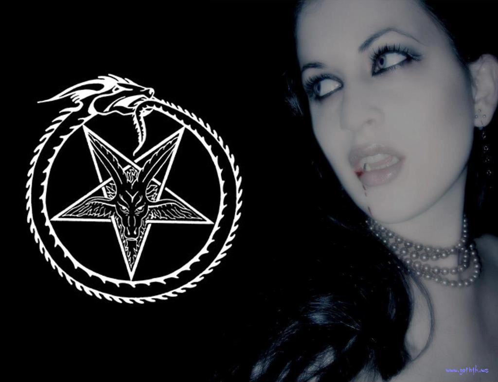 Vampire Gothic Girl Wallpaper