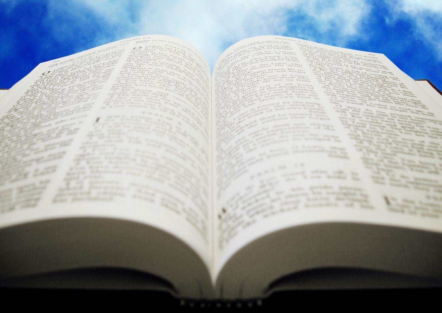 picture of a bible hd