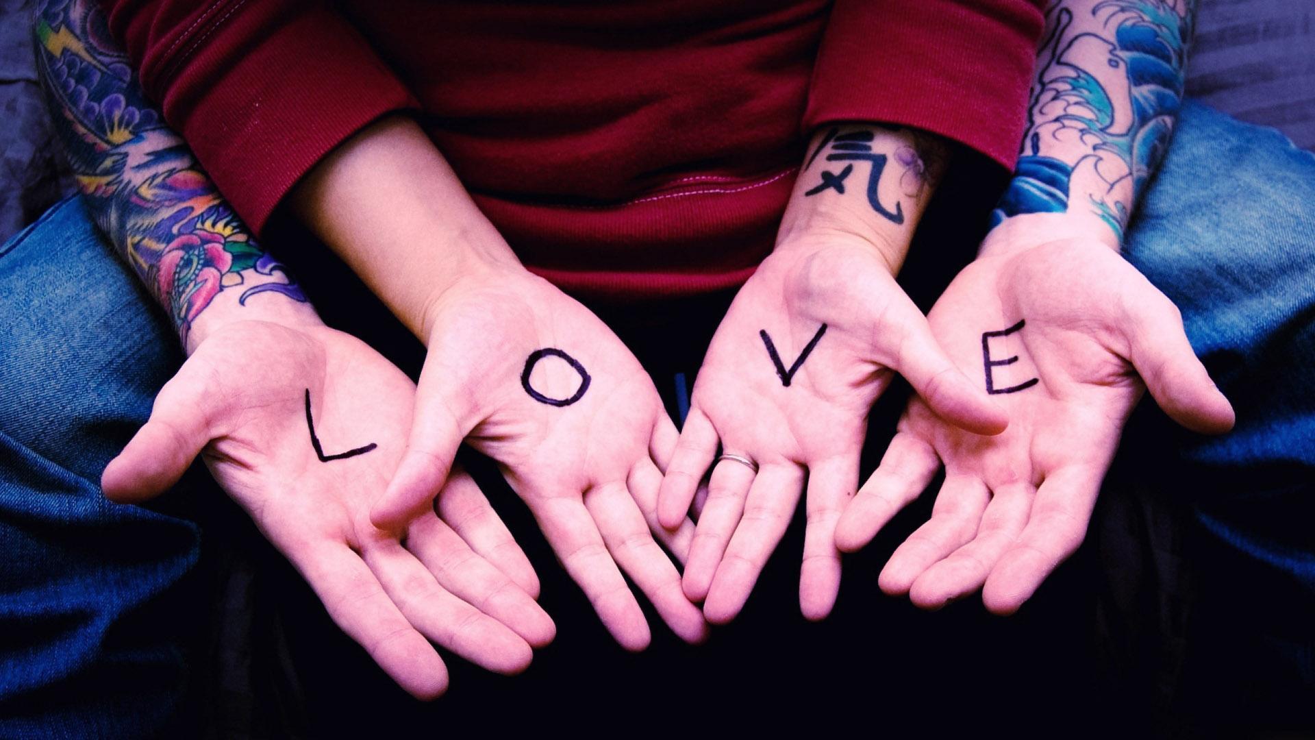 Love Wallpaper Wallpaper Inn