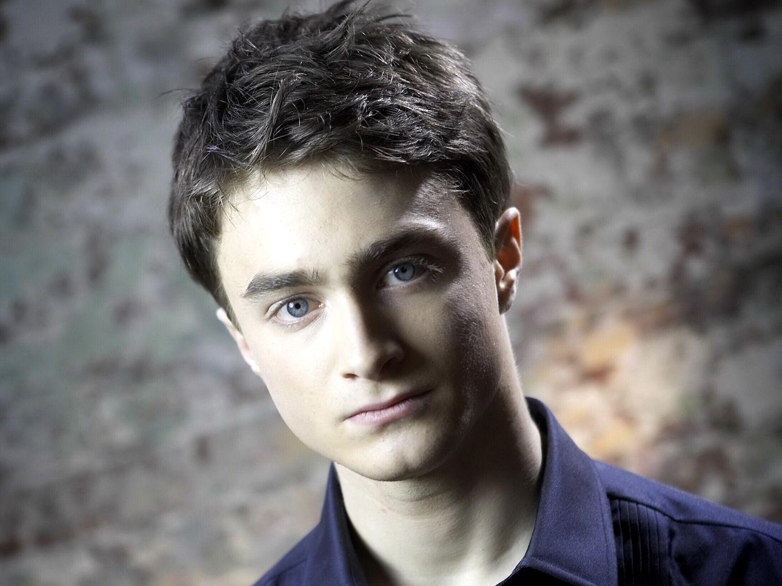 Daniel Radcliffe Background 1 HD Wallpaper. lzamgs
