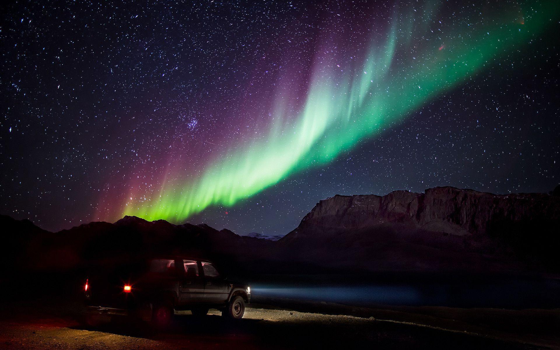 Aurora Borealis Northern Lights Night Truck Stars wallpaper