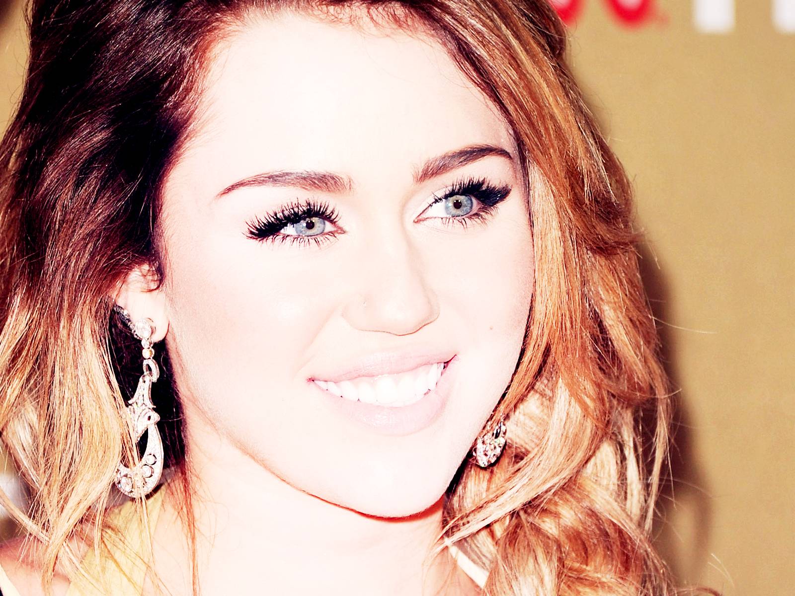 Miley Wallpaper by DaVe!!!◄↕ Cyrus Wallpaper 30834551