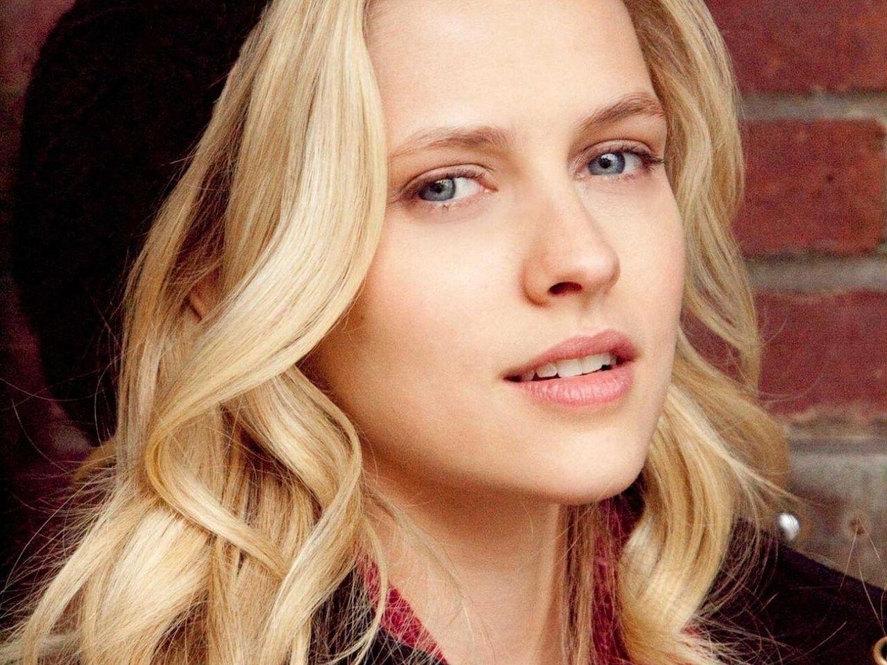 Pin Teresa Palmer 1920x1200 Wallpaper