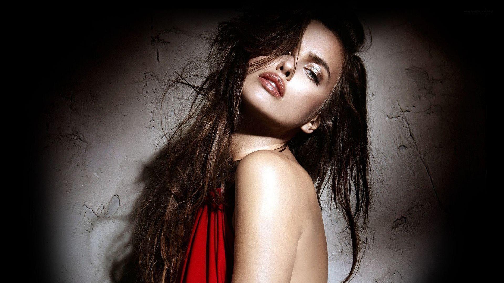 Download Irina Shayk Model Beautiful Image. HD Wallpaper & HQ