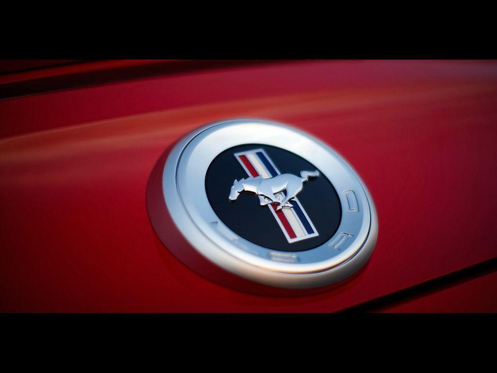 red ford mustang logo