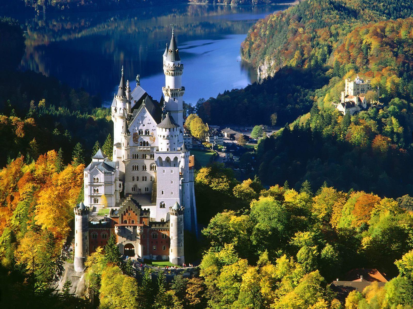 Neuschwanstein Castle. Wallpaper HD free Download