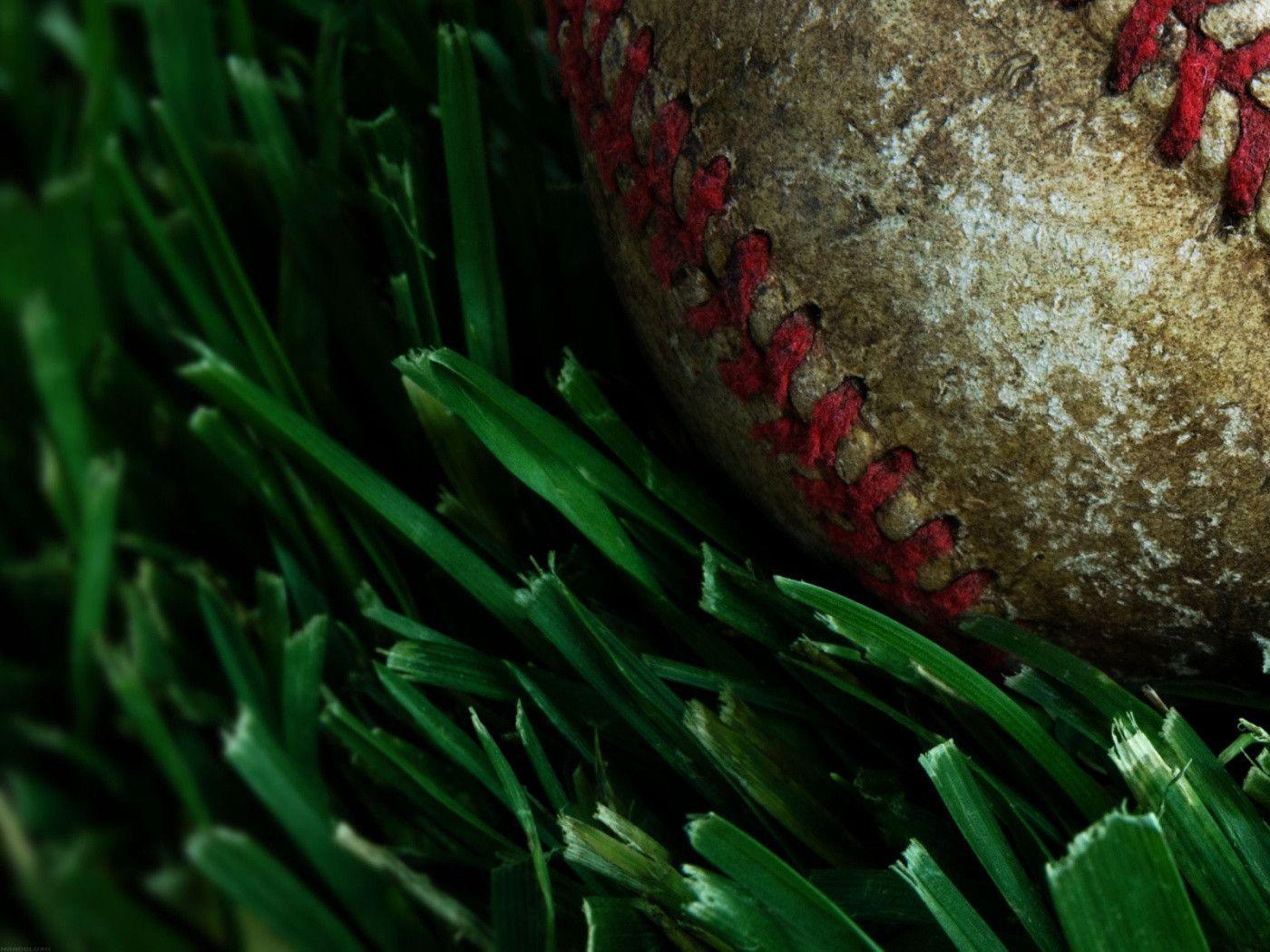 Old Baseball Ball desktop wallpaper