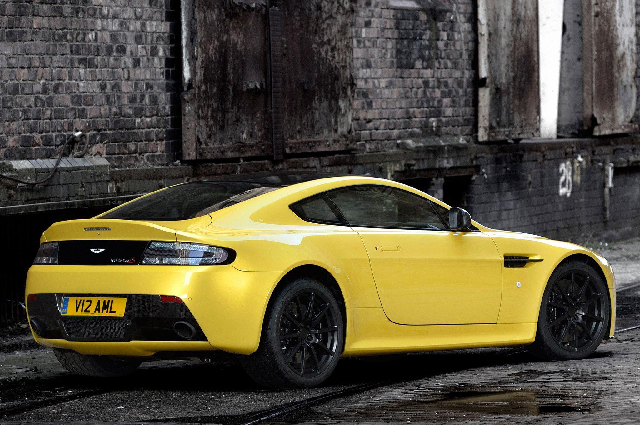 Aston Martin V8 Vantage GT Free High Quality Wallpaper
