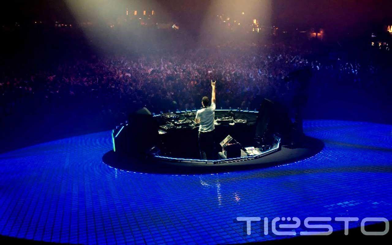 Download Dj Tiesto In Concert Club Life At Gelredome Arena