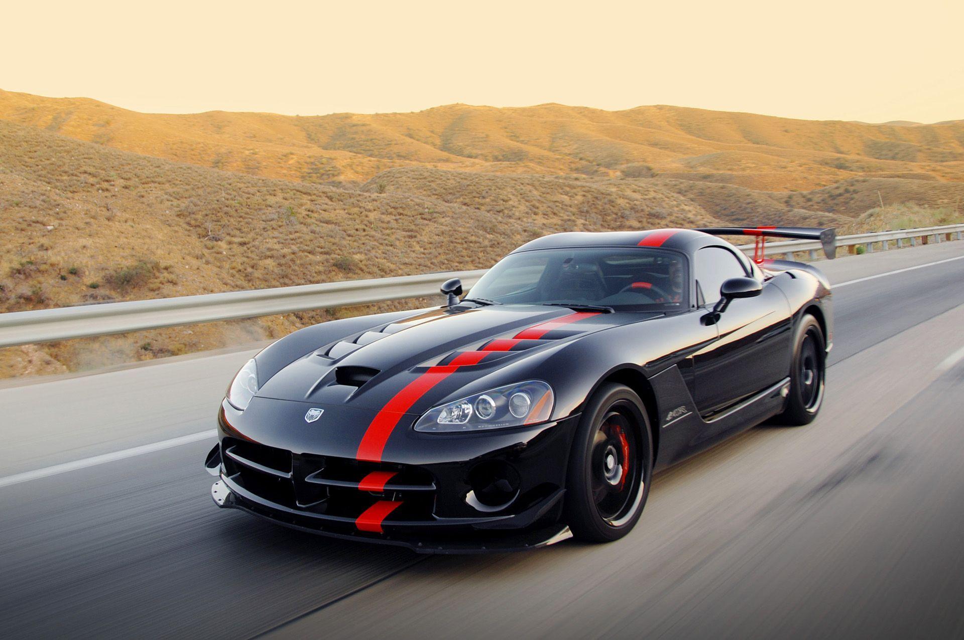 Dodge Viper v8 черная