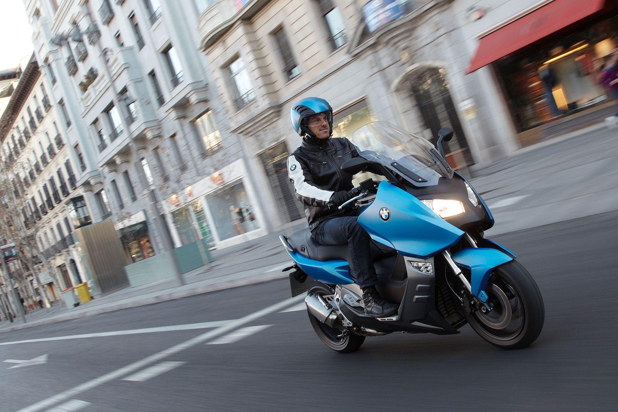 Kawasaki Ninja Zx14r Exhaust HD Wallpaper Wallpaper