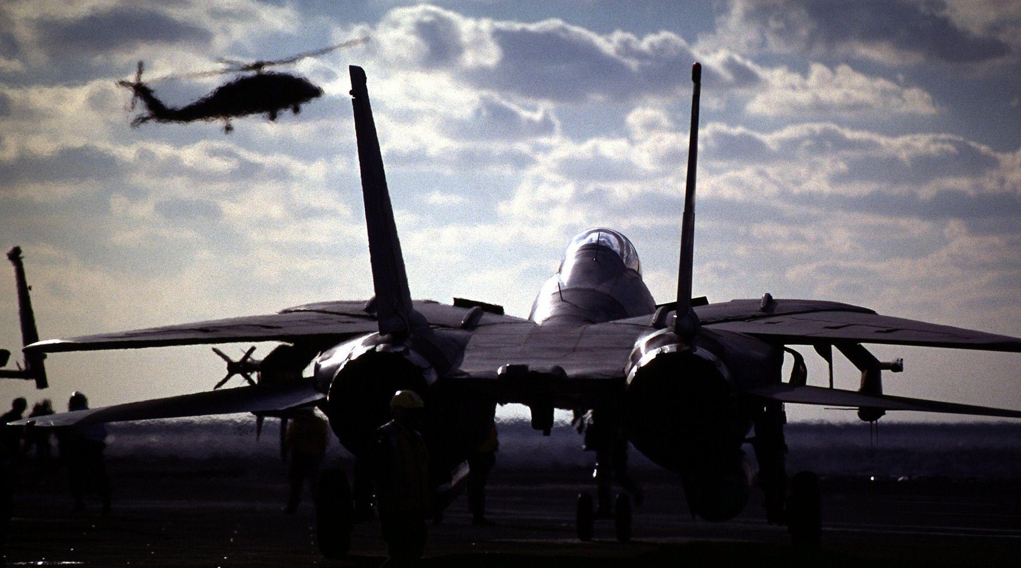 HD Tomcat Day Wallpaper