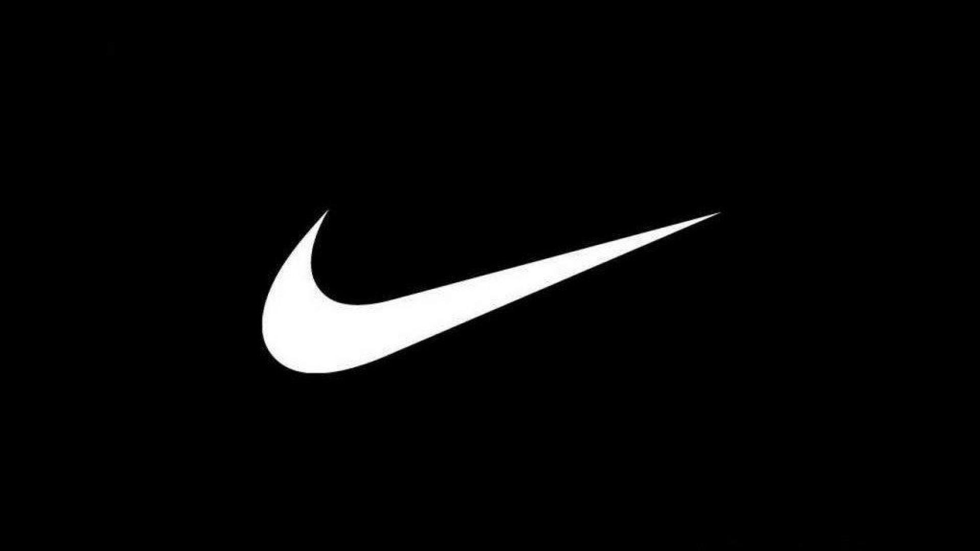 black nike swoosh