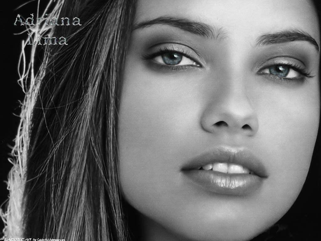 Adriana Lima Wallpaper
