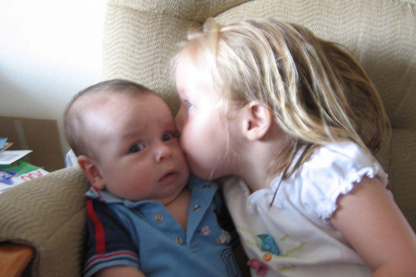 funny wallpaper of babies