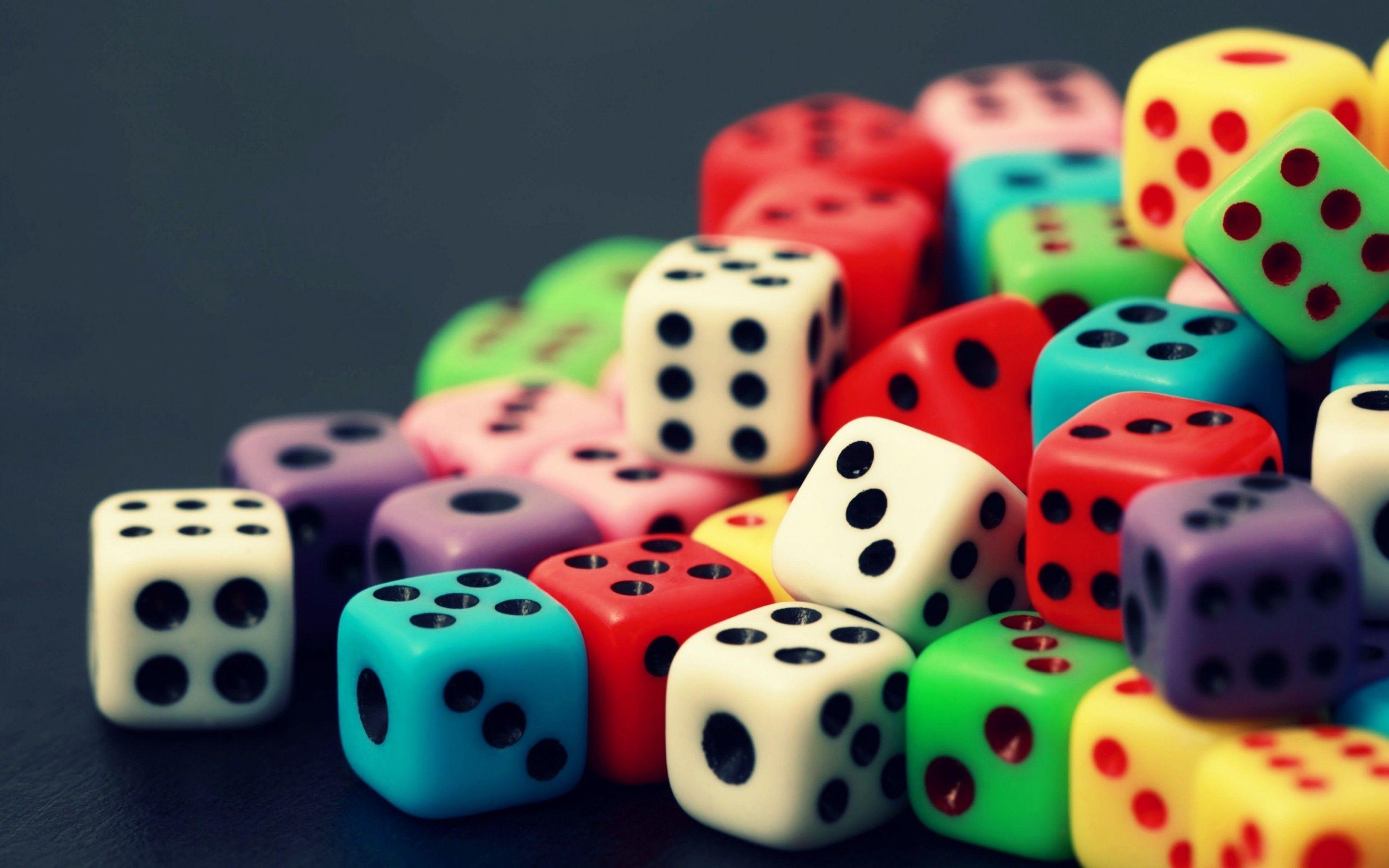 Wallpaper Dice Colorful