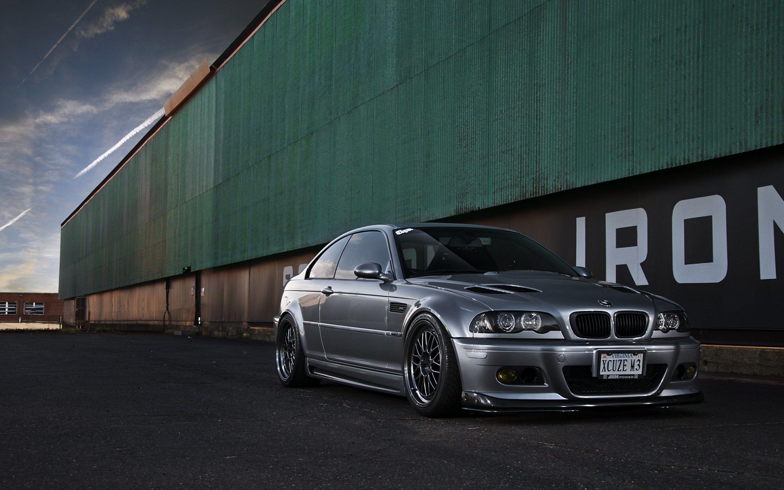 Silver BMW M3 E46 Buildings Warehouse HD Wallpaper