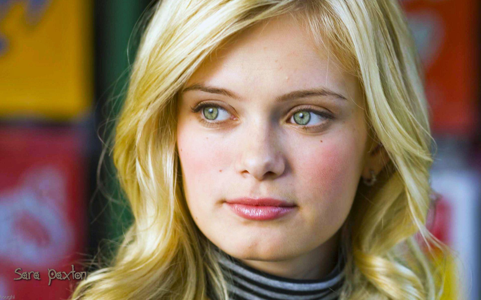 Sara Paxton Wallpaper. Daily inspiration art photo, picture