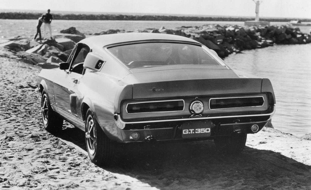 ford mustang shelby gt350 photo